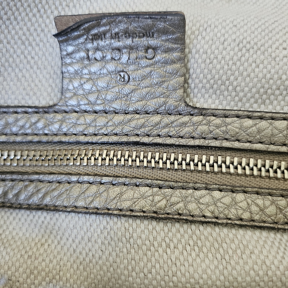 EUC Gucci Soho Metallic Gold Shoulder Bag - Picture 3 of 16